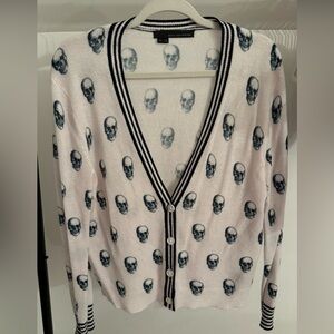 360 cashmere cardigan size M NWOT